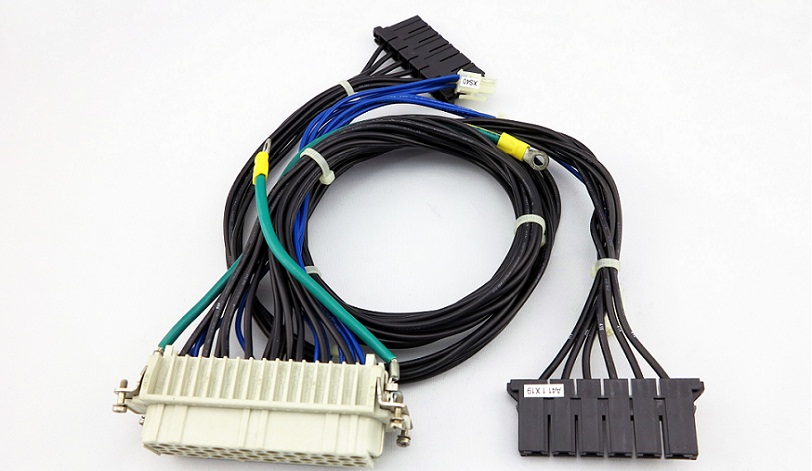 UL1015 HOOK UP WIRES HARNESSES